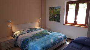 In-room safe, desk, free WiFi, linens