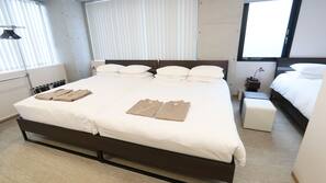 Blackout drapes, iron/ironing board, free WiFi, linens