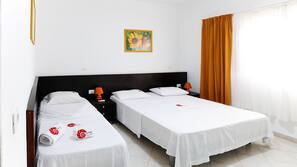 Een kluis op de kamer, gratis extra bedden, gratis wifi, beddengoed