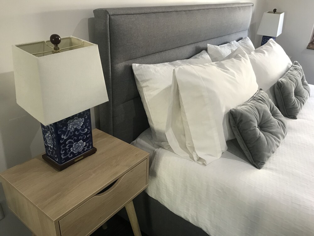 Inner Soho Apartments