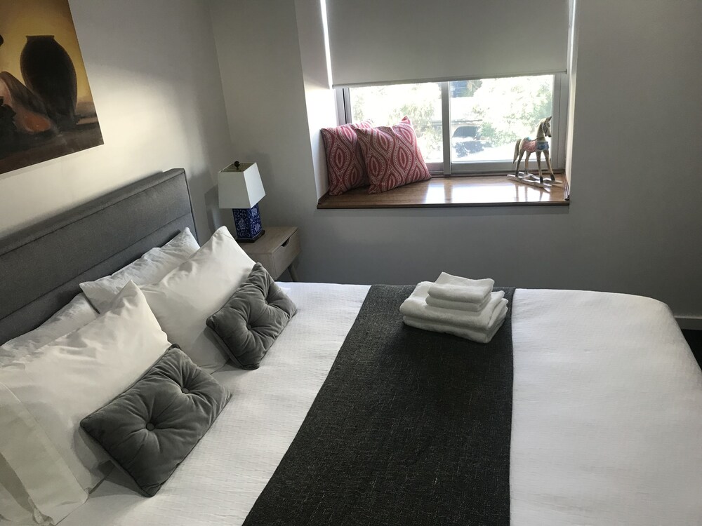 Inner Soho Apartments