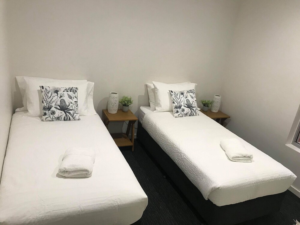 Inner Soho Apartments
