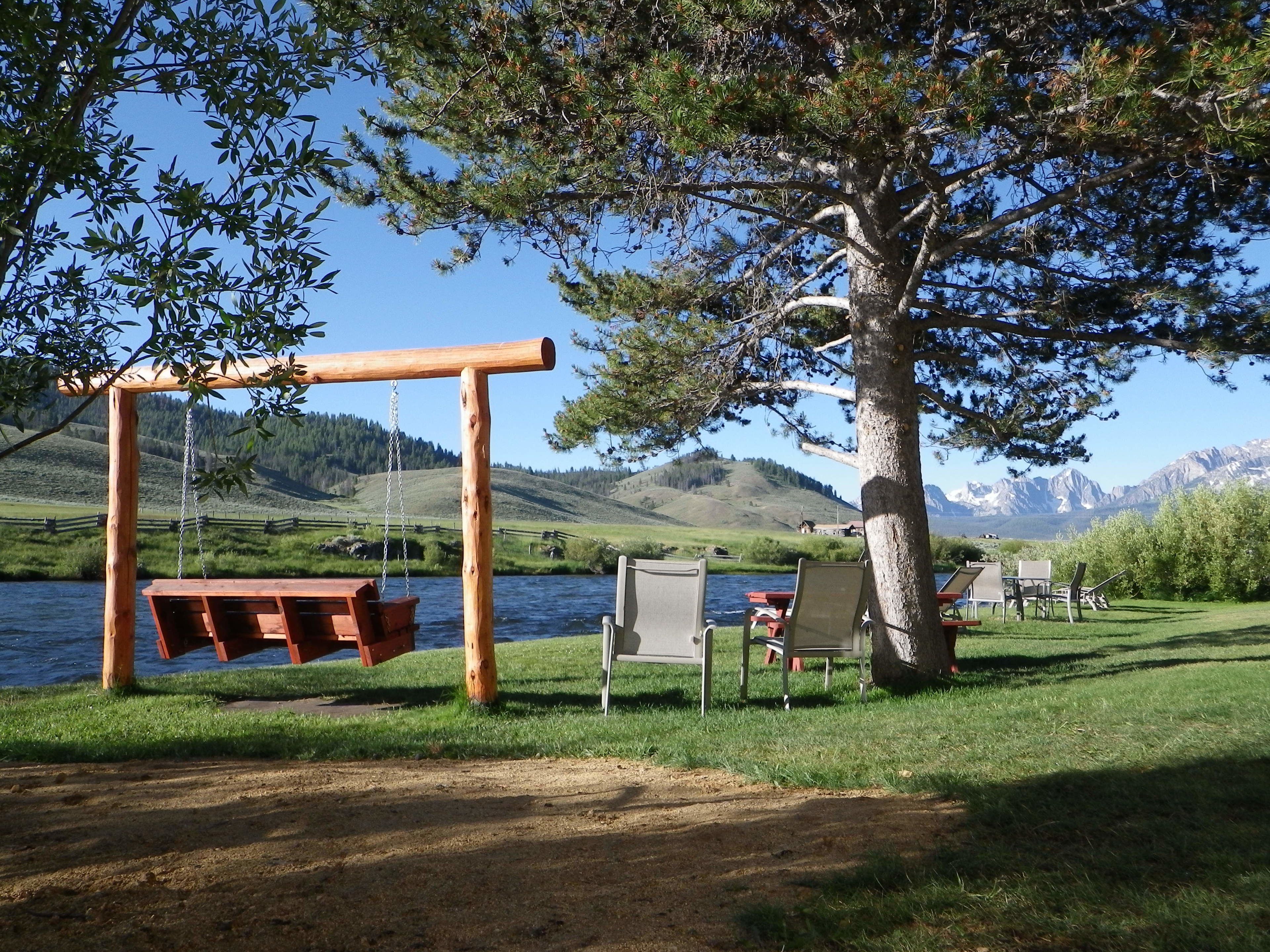 Redwood Cabins in Stanley, United States
