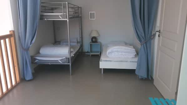 2 bedrooms, WiFi, wheelchair access