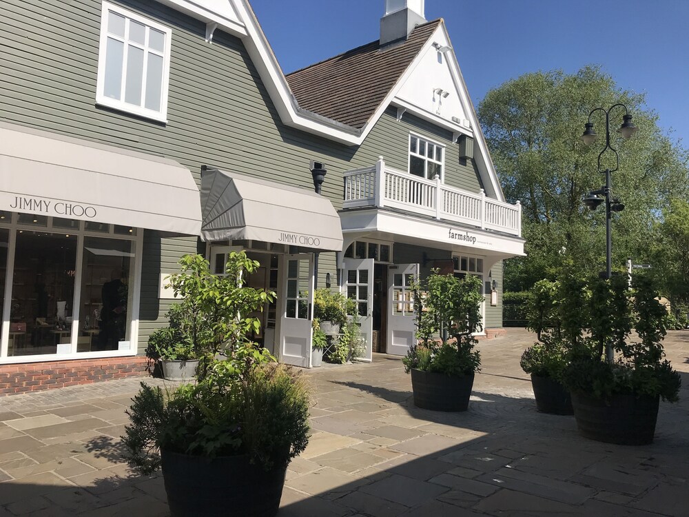 bicester village kenzo