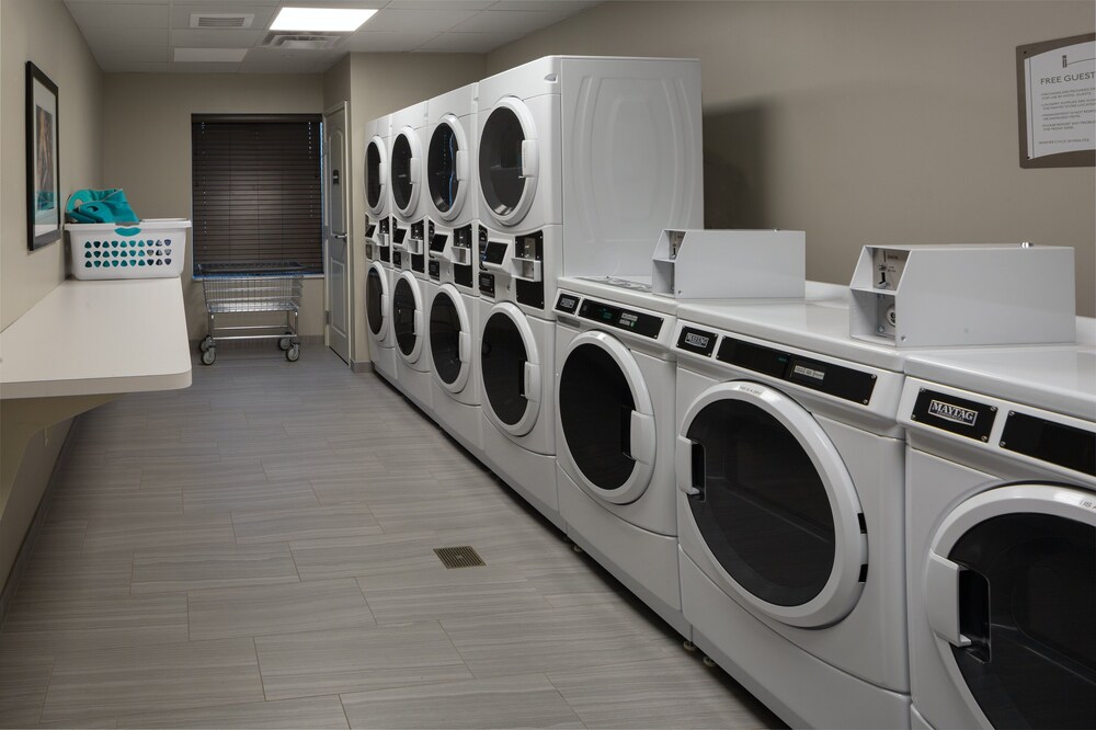 Staybridge Suites Phoenix - Biltmore Area, an IHG Hotel