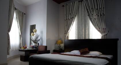 Eden Hotel
