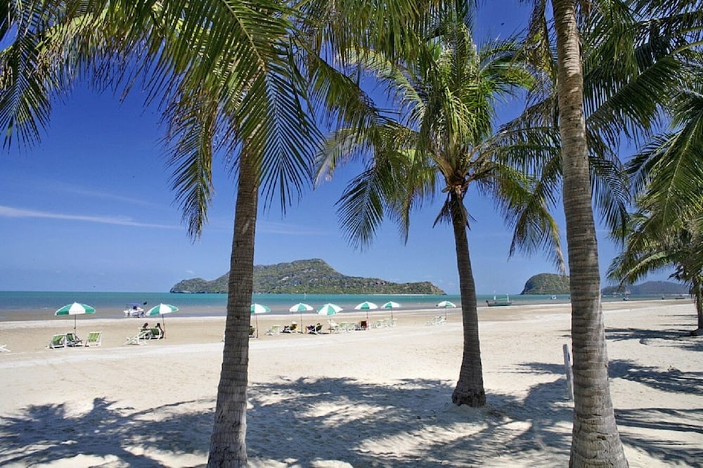 Dolphin Bay Resort The Family Resort Your Beach Holiday Near Hua