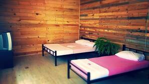 Verdunkelungsvorhänge, schallisolierte Zimmer, Bettwäsche