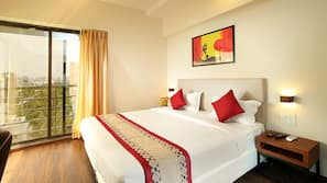 Desk, laptop workspace, free WiFi, wheelchair access