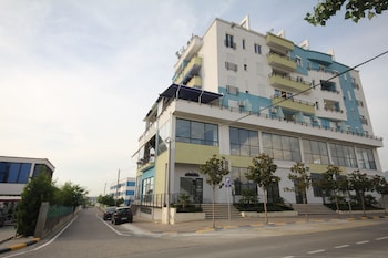 Lounge Bar & Hotel New York