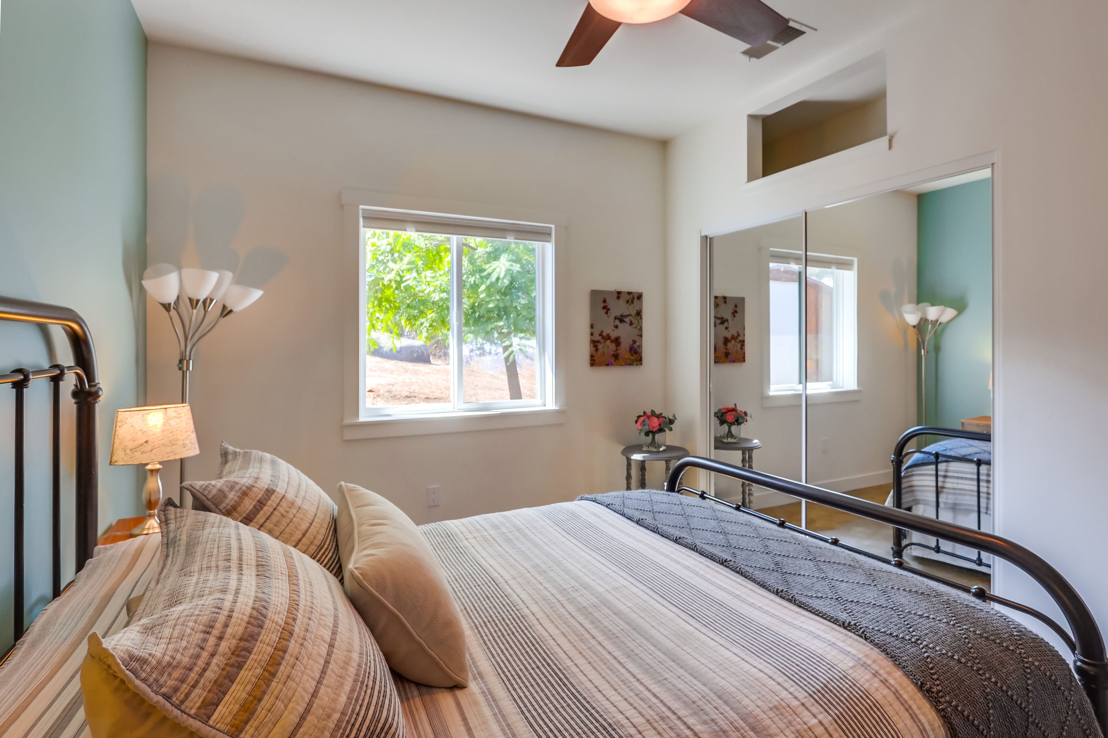 Treat Yourself! Serenity- Wildlife- Views- Hot Tub- All That you Would Expect in Ramona, United States