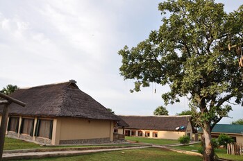 Ujtqaxoausyqam