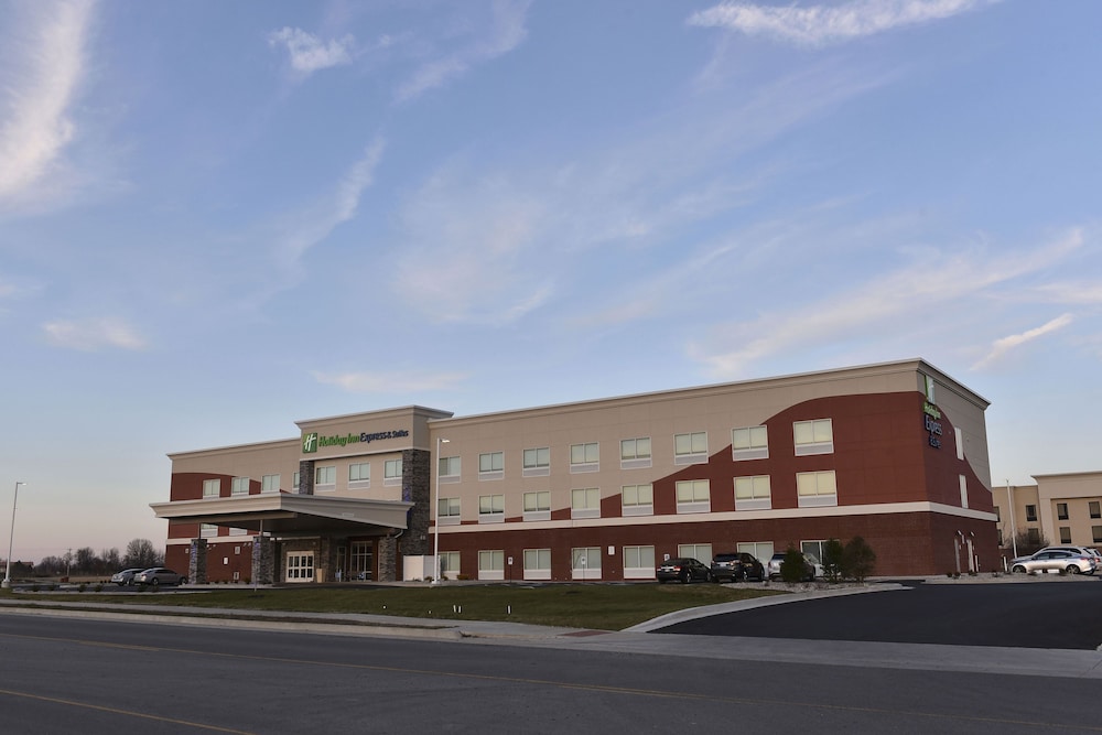 Holiday Inn Express & Suites Madisonville, an IHG Hotel in Madisonville Best Rates & Deals on