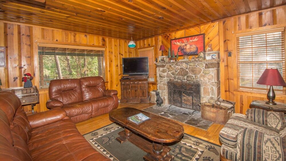 Whispering Pine Cabins Castle Hot Tub Upper Canyon In Ruidoso