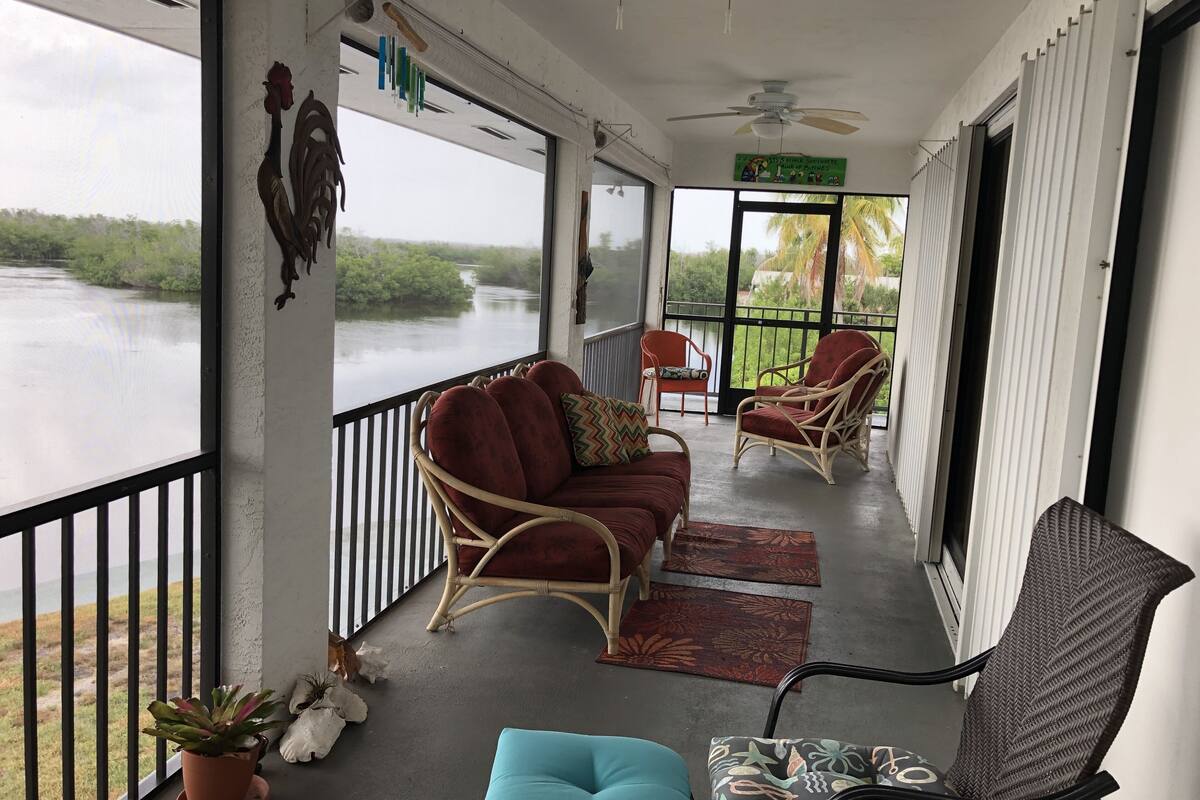 Eagles Nest Corner Canal Front Home With Screened In Balcony 2020 Room Prices Deals Reviews Expedia