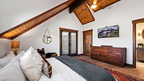 2 bedrooms, iron/ironing board, Internet, linens