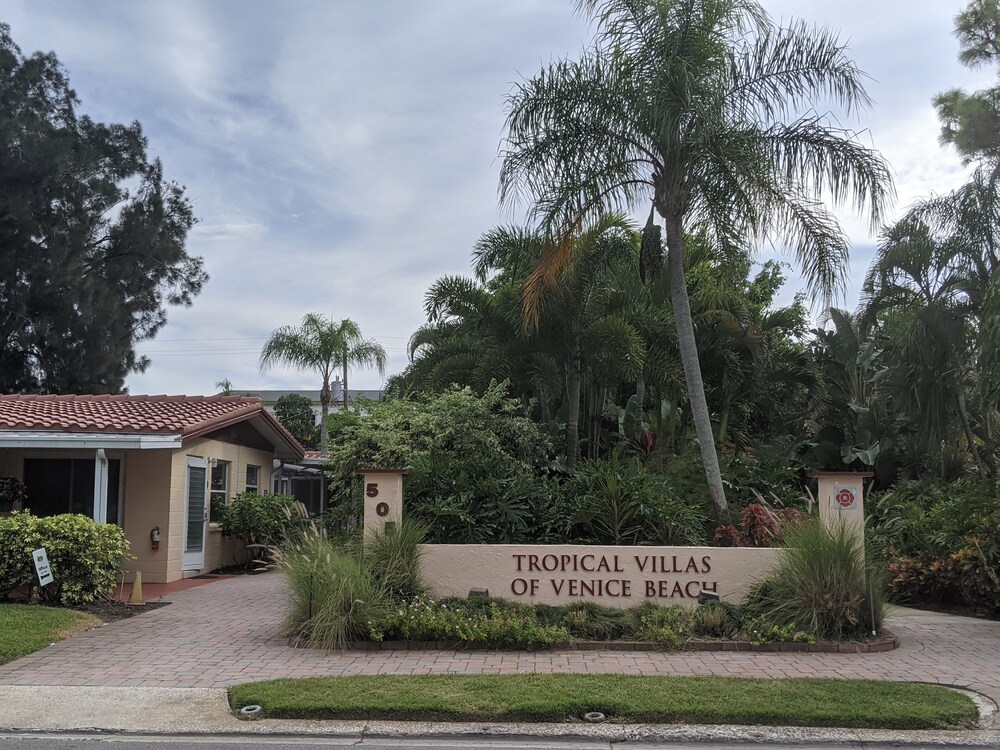 Tropical Villas Of Venice Beach In Sarasota Hotel Rates Tropical Villas Of Venice Beach In