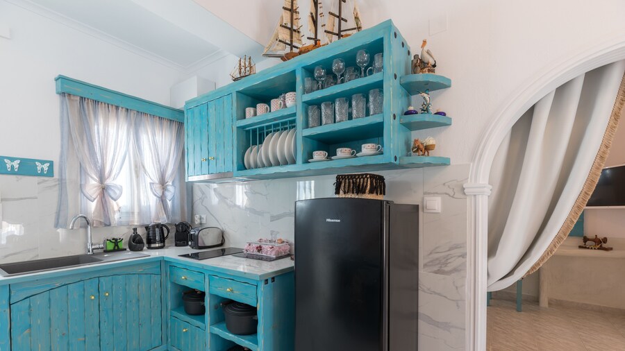 Starlight Luxury Seaside Villa & Suites