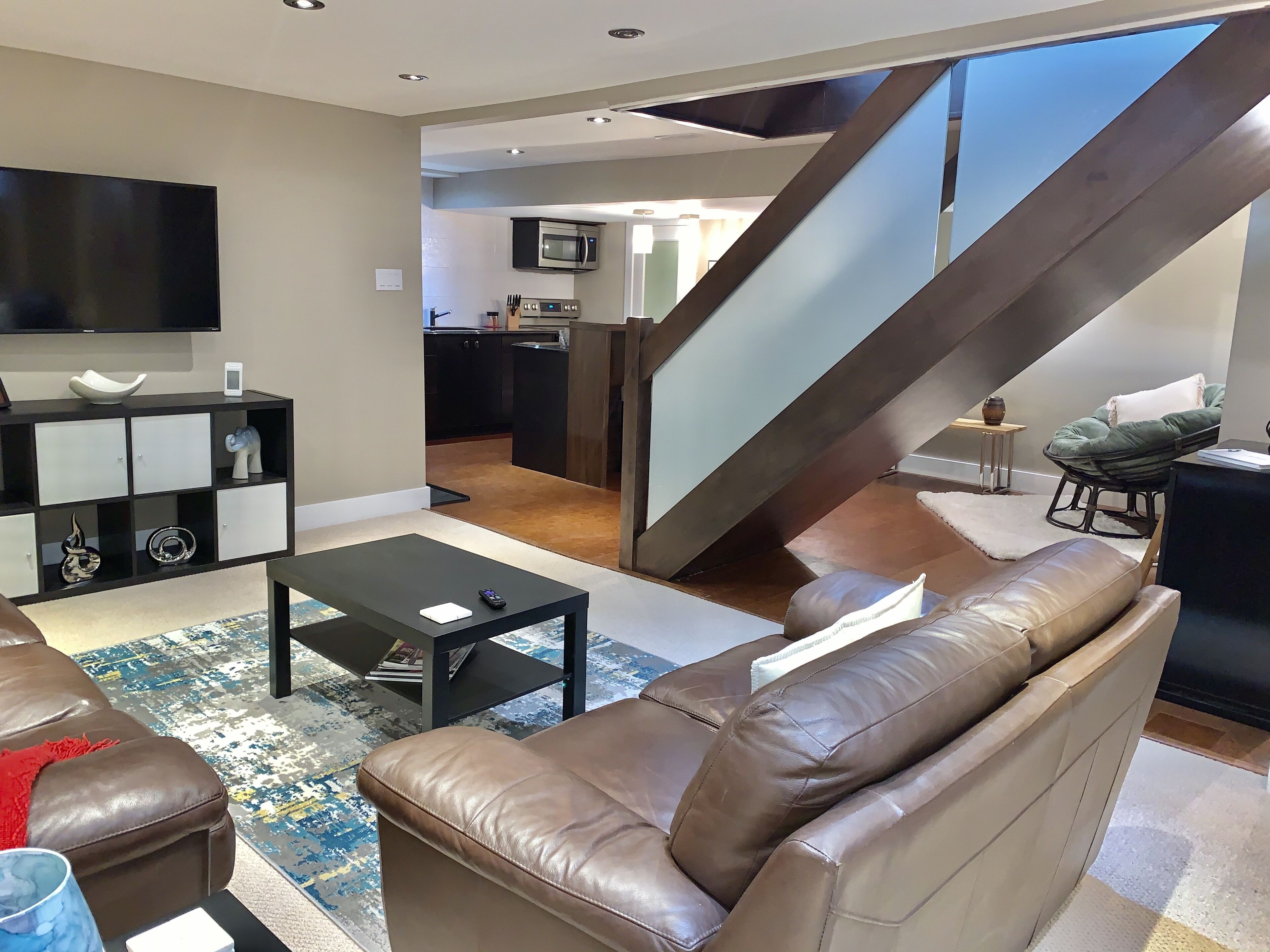 Silver Birch Suite - Professionally Designed Guest Suite in Kitchener in Kitchener, Canada