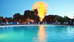 Piscine extérieure (ouverte en saison)