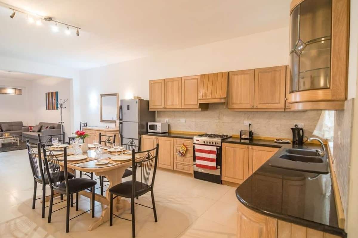 Spacious Spiteri 2 Apartment In Malta With Wifi Lift 21 Room Prices Deals Reviews Expedia Com