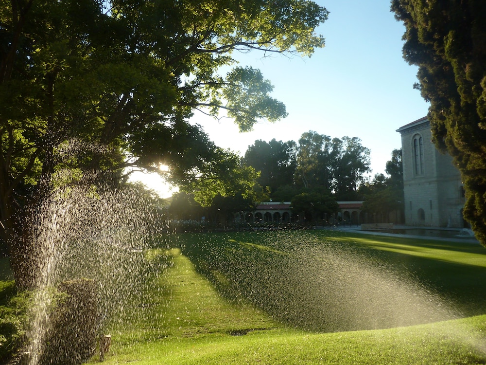 A Classical Relaxation Resort for a family of 4 -6 in Christmas and/or New year