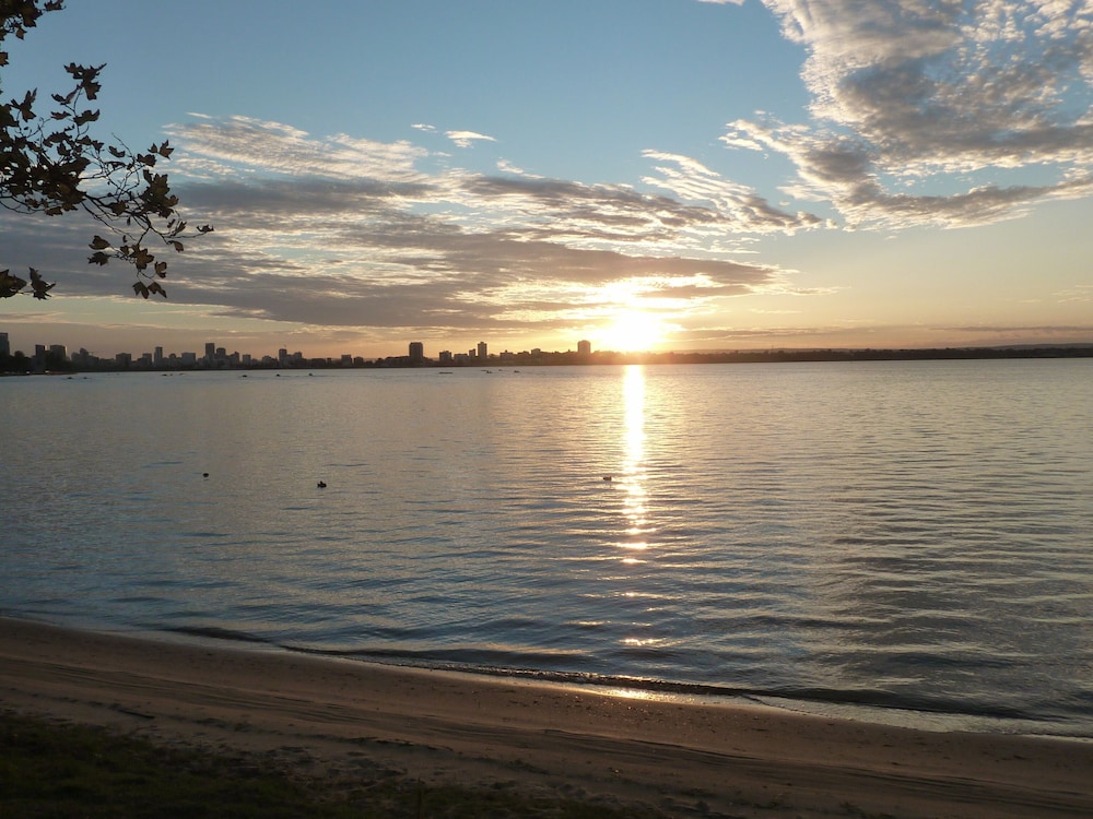 A Classical Relaxation Resort for a family of 4 -6 in Christmas and/or New year