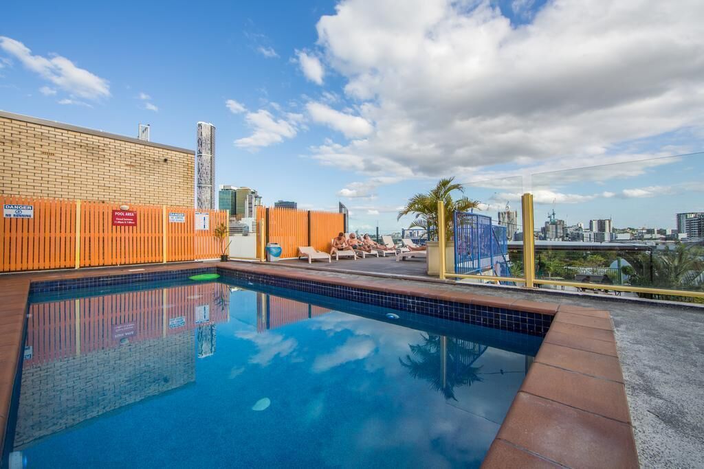 Wesley Taylor Art Studios Paint & Stay Plus Tour