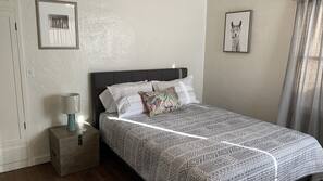 4 bedrooms, in-room safe, WiFi, bed sheets