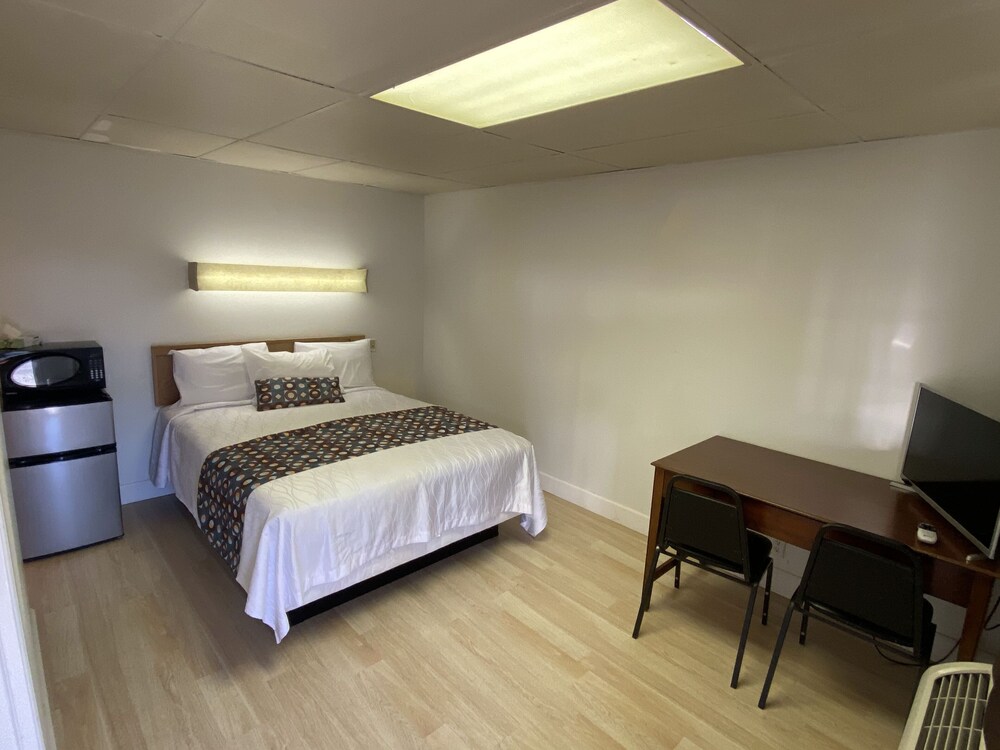 McDermitt Gas Grill and Motel in McDermitt Best Rates & Deals on Orbitz