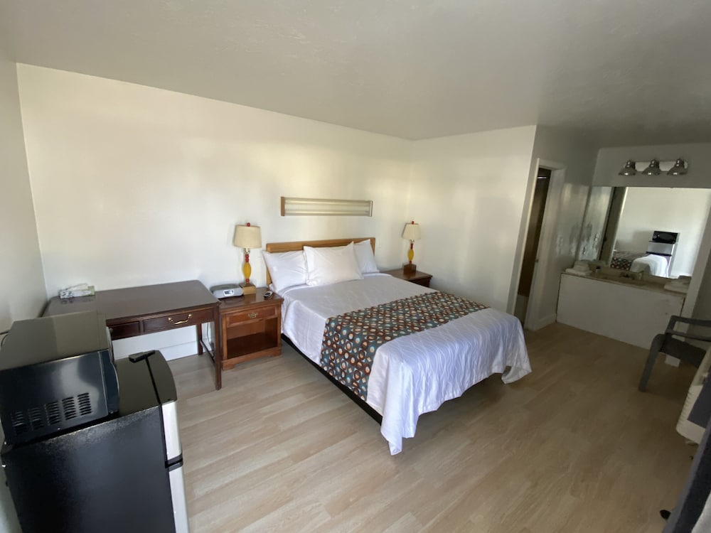 McDermitt Gas Grill and Motel in McDermitt Best Rates & Deals on Orbitz