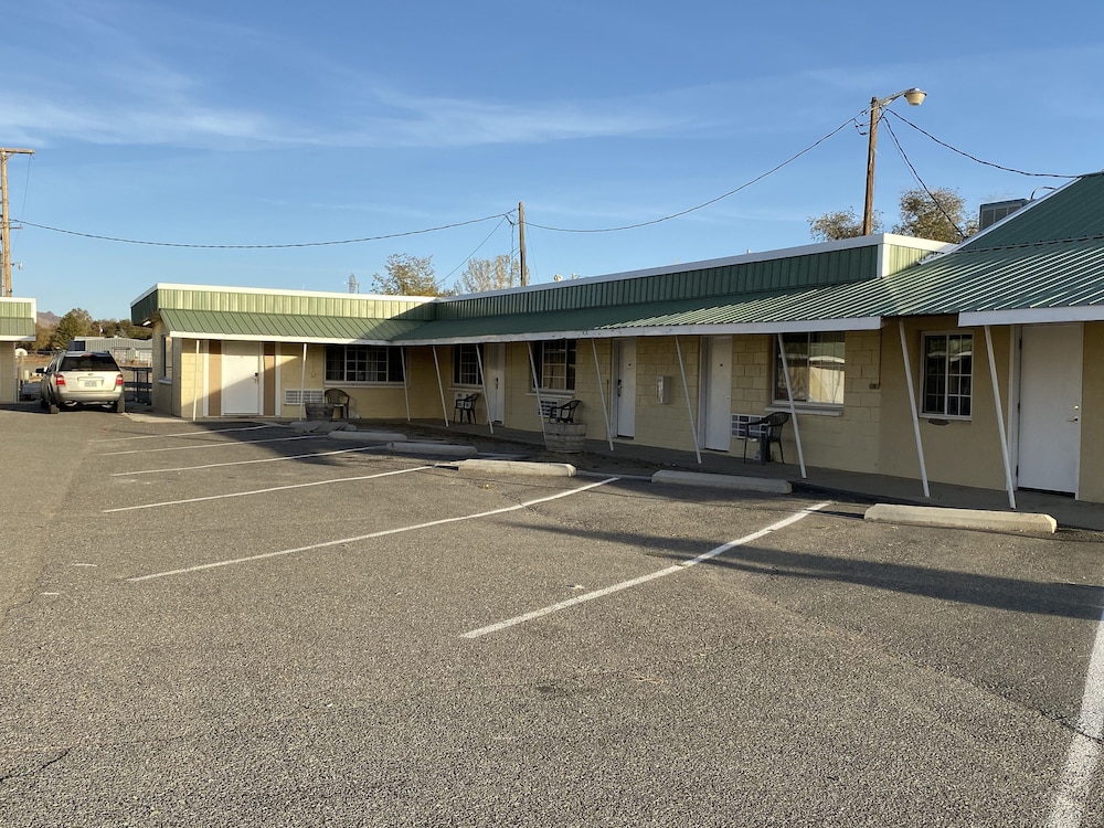 McDermitt Gas Grill and Motel Deals & Reviews (McDermitt, USA) Wotif