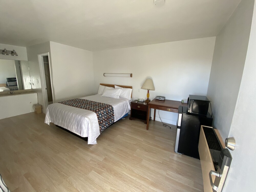 McDermitt Gas Grill and Motel in McDermitt Best Rates & Deals on Orbitz