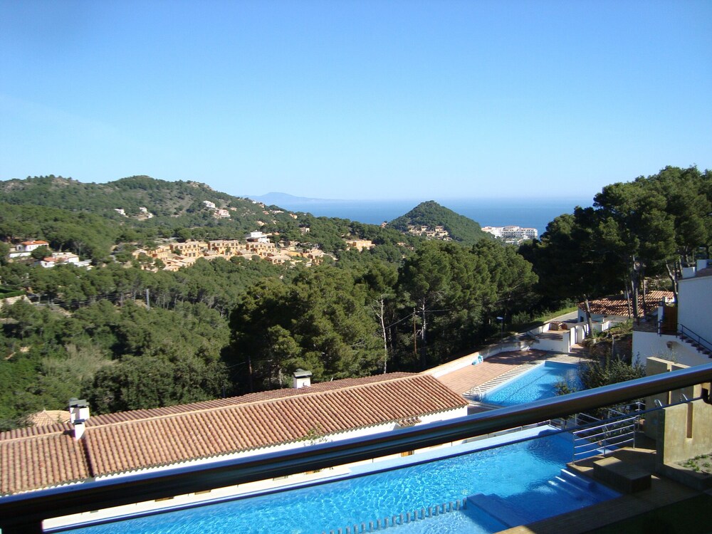 Begur Sa Tuna For 6 People Duplex Semi Detached House With Sea