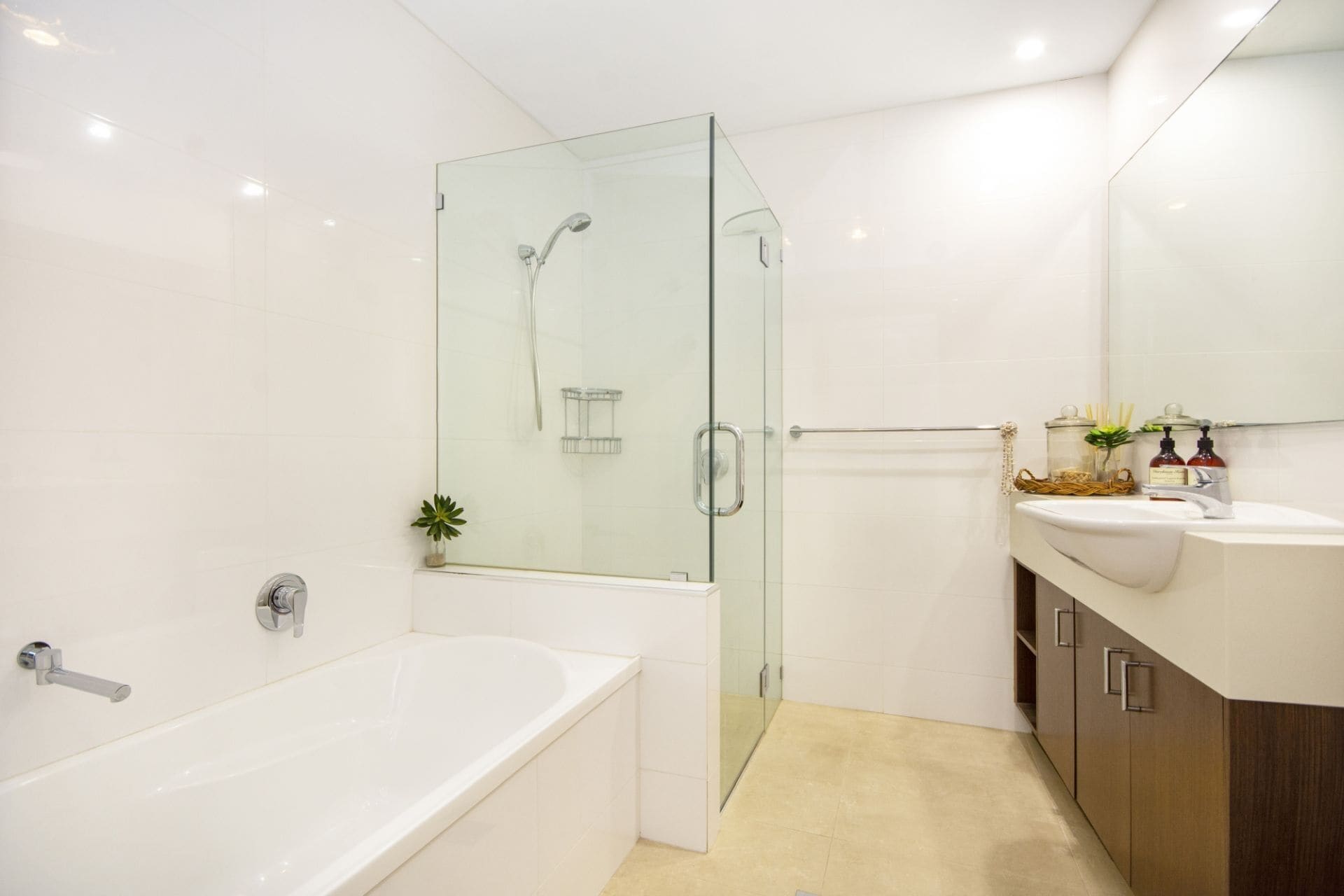 WATERMARK 4 - UNPARALLELED LUXURY