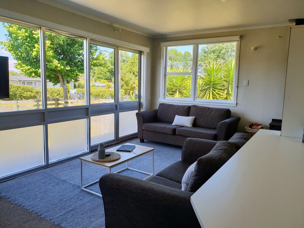 Waipoua Lake House (by the lake) NZ180 Deals & Reviews (Mangakino, NZL) Wotif