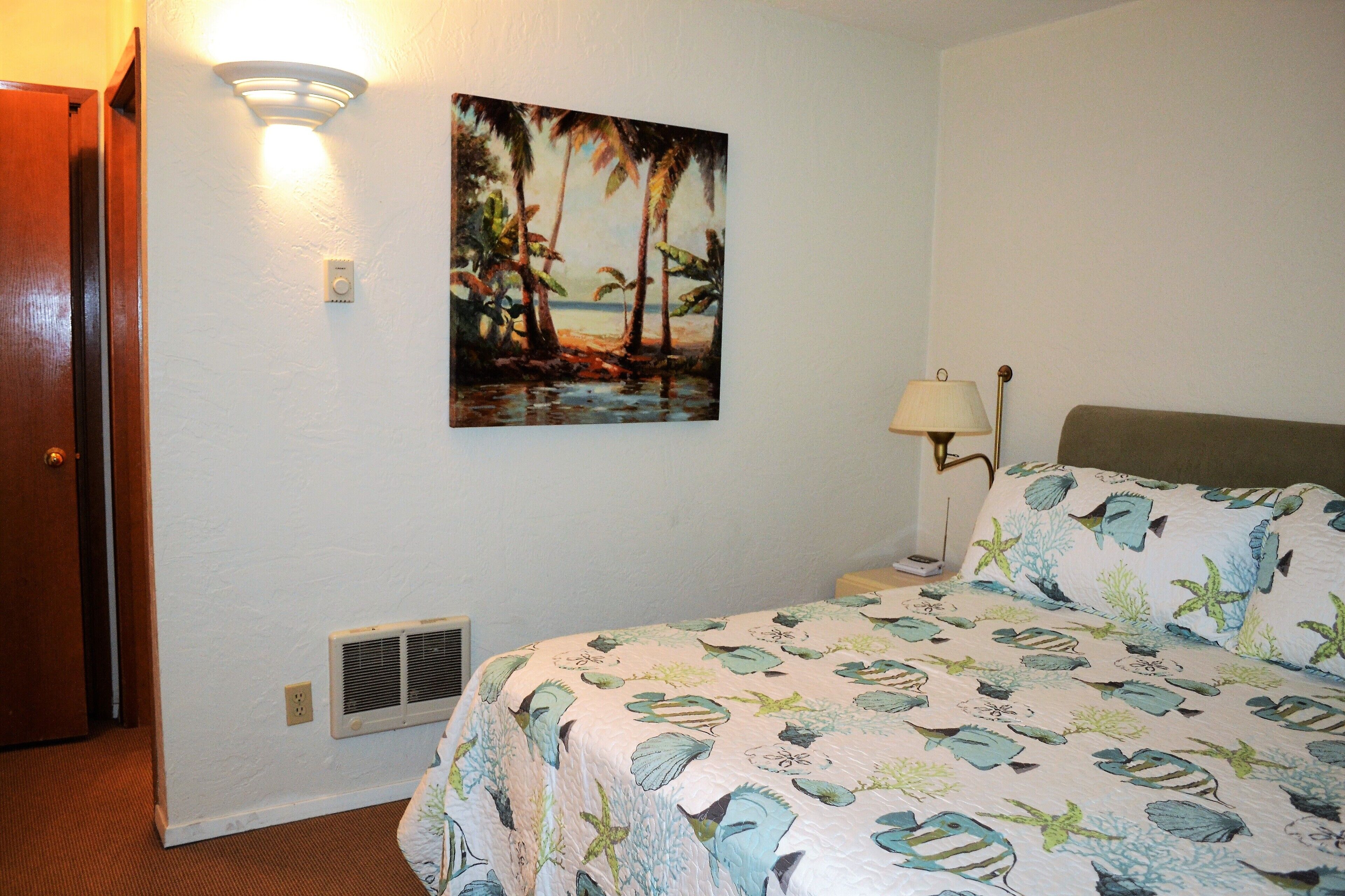 Oceanfront 4th floor, Balcony with Spectacular Ocean Views in Seaside, United States