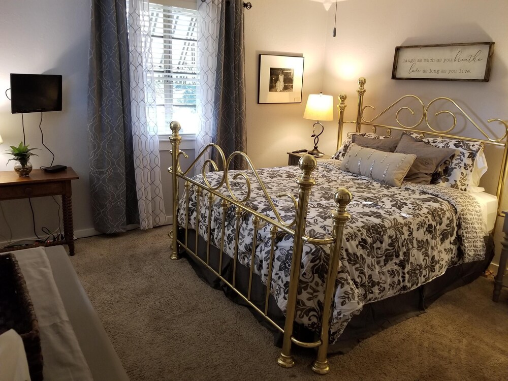 Historic Home/Apt...