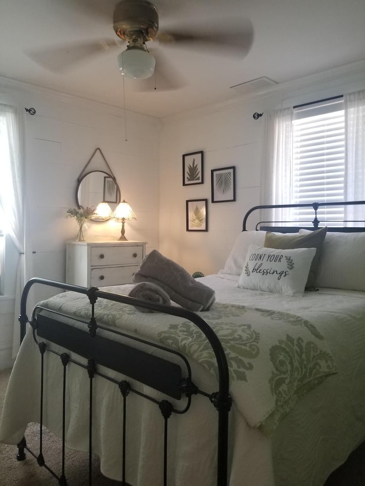 Historic Home/Apt...