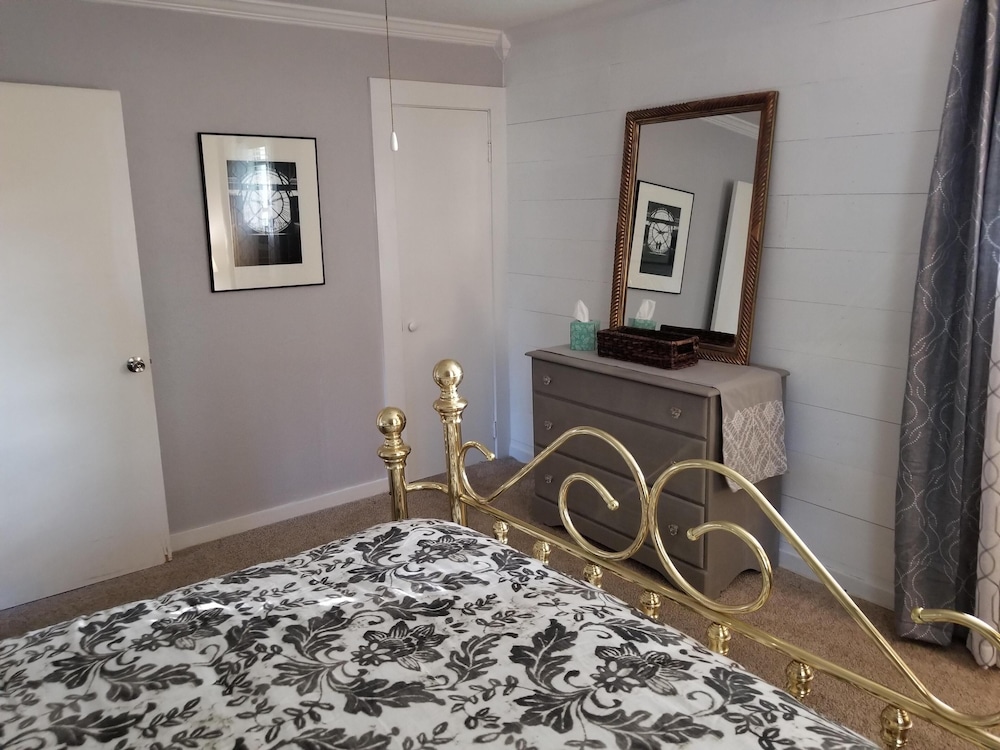 Historic Home/Apt...