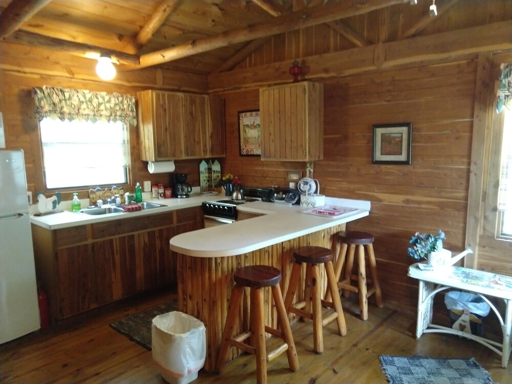 Southwind Bed Breakfast Cabins In New Braunfels Hotel Rates