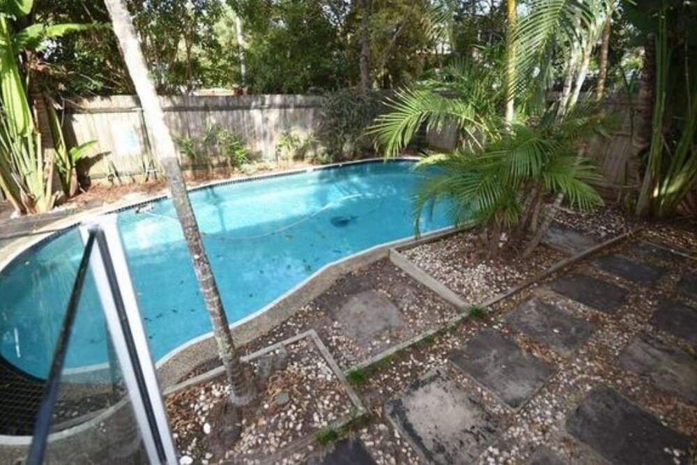 Private Paradise Minutes from the Beach