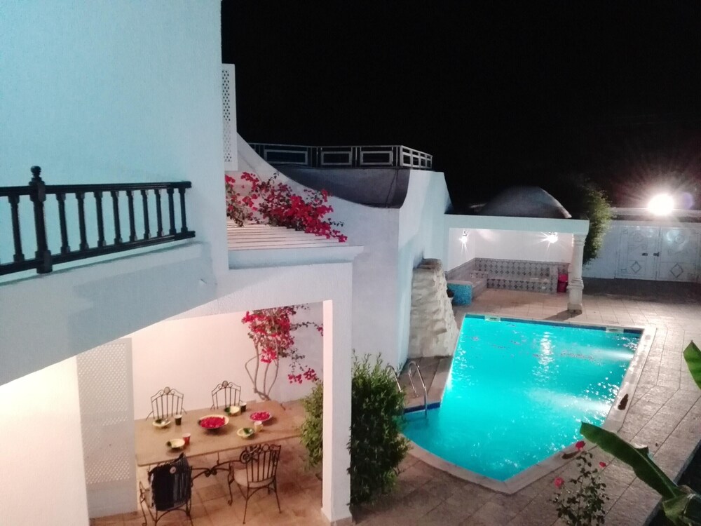 Photo - Elegant villa in Hammamet with year-round private pool
