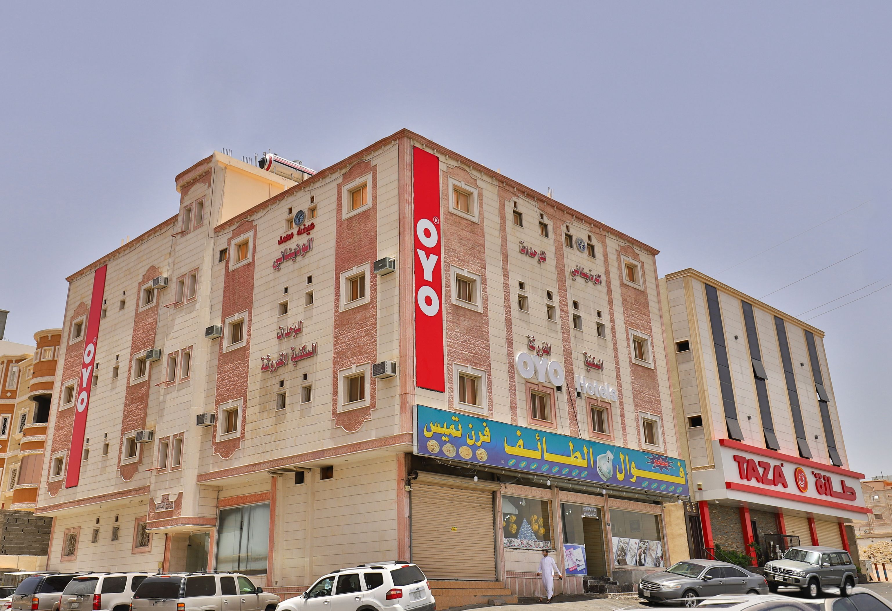 OYO 236 Al Wethenani Apartment in Taif, Saudi Arabia