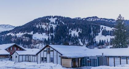 Mountain Lodge Backpackercamp