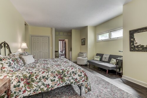 Best Lodges In Kilbourne For 2019 Find Cheap 75 Lodges Travelocity