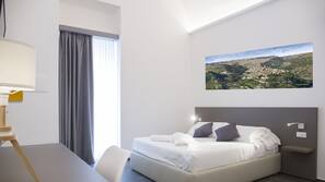 Soundproofing, cots/infant beds, free WiFi