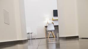 Soundproofing, cots/infant beds, free WiFi