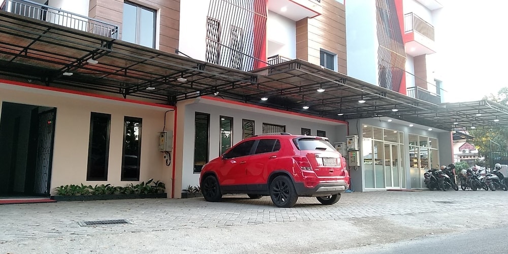 Griya Cempaka In Malang Hotel Rates Reviews On Orbitz